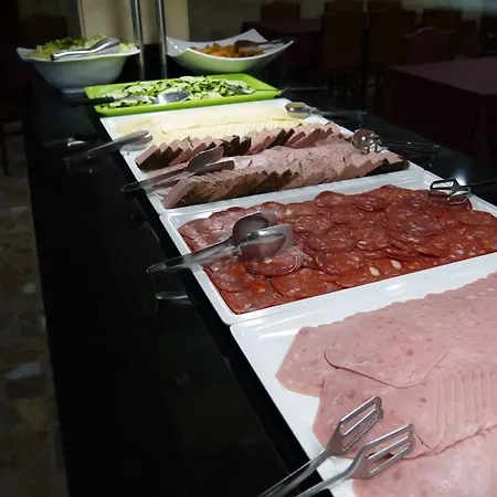 Отель La Palmera & Льорет-де-Мар