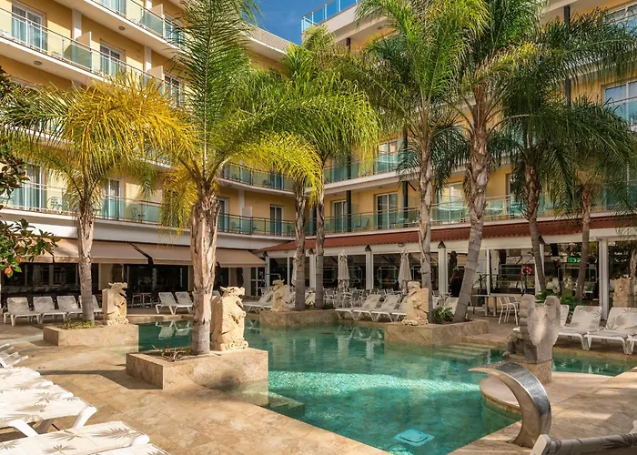 La Palmera & Hotell Lloret de Mar