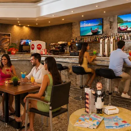 La Palmera & Hotel 4*