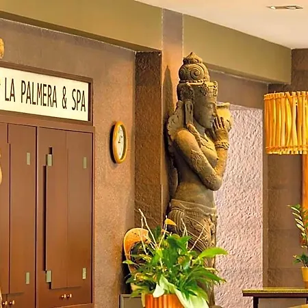 La Palmera & Ξενοδοχείο 4*