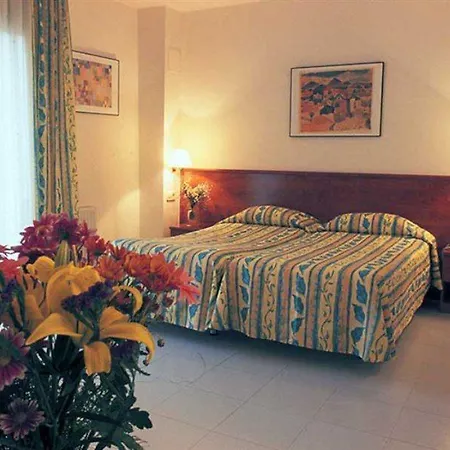 La Palmera & 호텔 4*