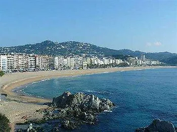 호텔 La Palmera & 4*