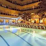Отель La Palmera & 4*