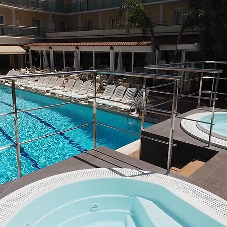 La Palmera & 4* יורט דה מאר
