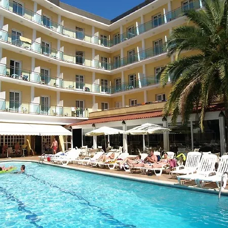 מלון La Palmera &