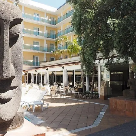 La Palmera & 4*