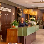 Hotel La Palmera & 4*